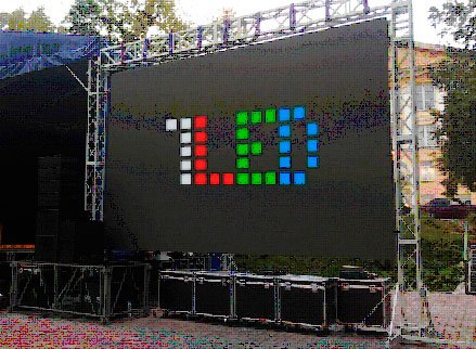 Как выбрать LED-экран для вашей рекламы